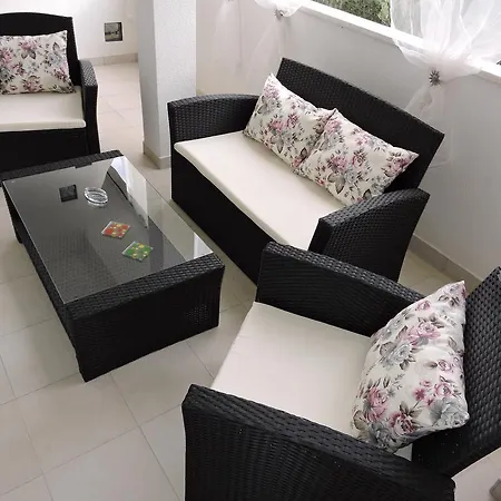 Vanja Apartment *